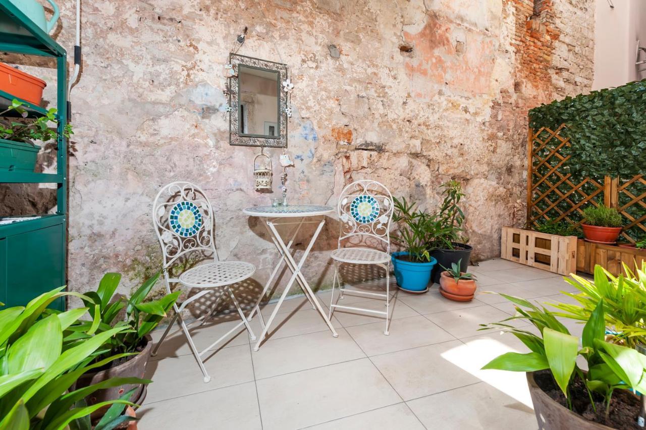 Apartment Amici With Terrace In Center Of Rovinj Zewnętrze zdjęcie